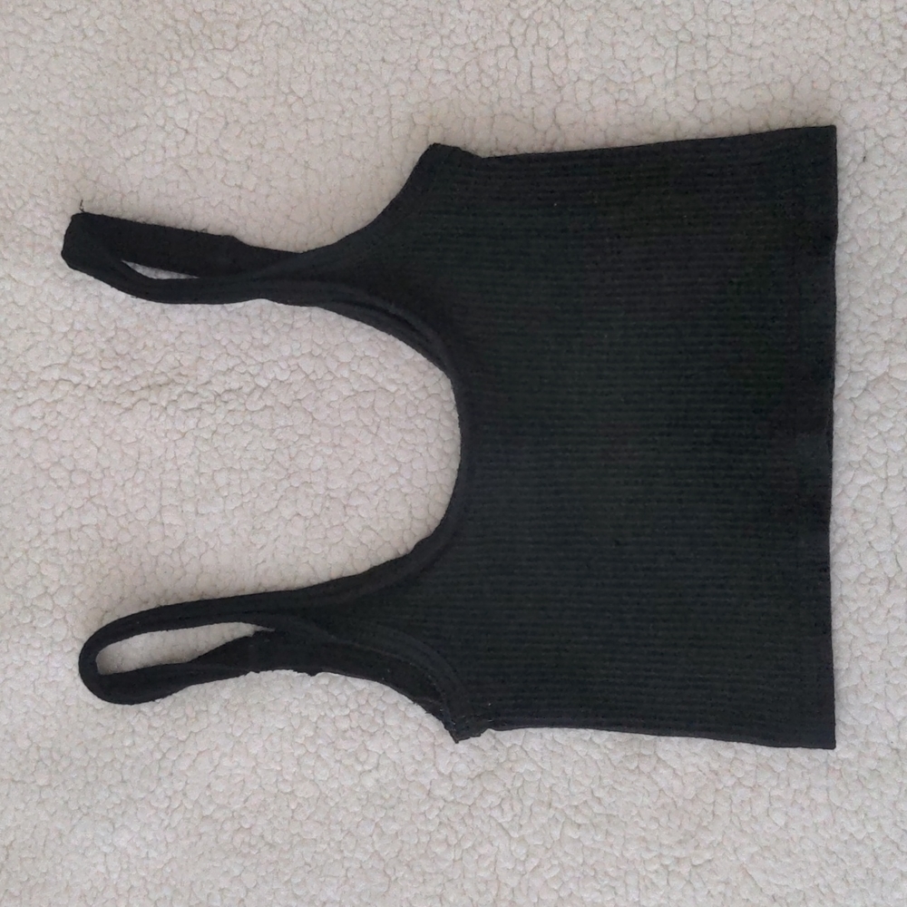 Urban Outfitters crop top